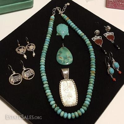 FSL165 Exquisite Turquoise and 925 Silver Jewelry
