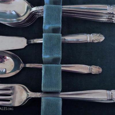 Holmes & Edwards plated silverware “Vintage Danish Princess” circa 1938