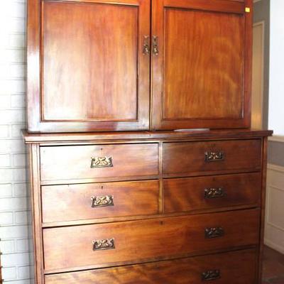 Very Nice Antique Linen Press, Belgium
