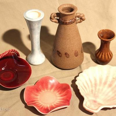 Lot of Pottery Pieces
