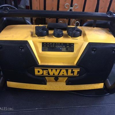 Dewalt stereo