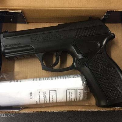 Crosman pellet gun