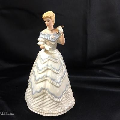 Lenox lady