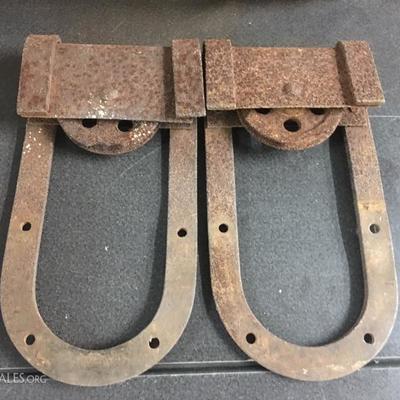 Barn door sliders