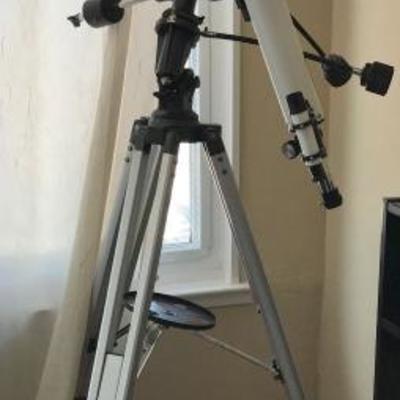 Meade Model 285 Equatorial Refracting Telescope With Tripod