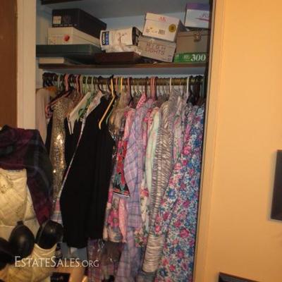 TONS OF CLOTHING NEW WITH TAGS /  TONS OF CATS, GLOVES, HANDBAGS, HATS, SCARFS AND MORE