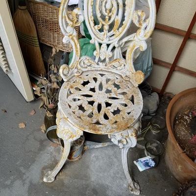 HEAVY WROUGHT PATIO CHAIR 1 OF 2