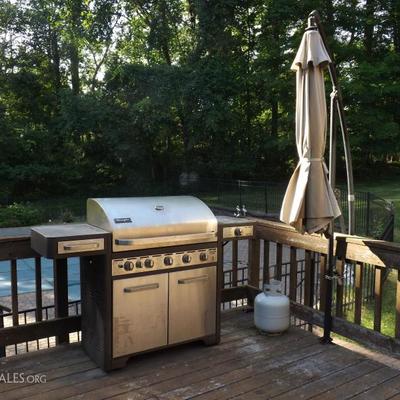 Charmglow Grill with Side Burner 5 Burners plus Rotisserie Control