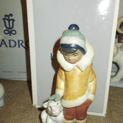 LLadro Eskimo Boy with Pet #12269 $39
