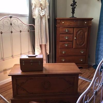 Quality Oak Bedroom Suite - Cedar Chest - Tallboy Chest