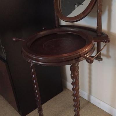 Antique vanity stand with mirror