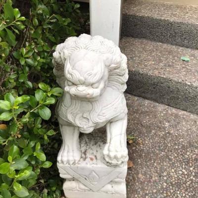 outdoor garden art : antique pair of marble chinese foo dogs 