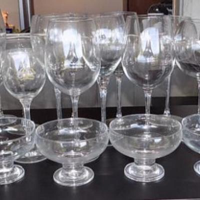 MHE092 Assorted Bar Glassware
