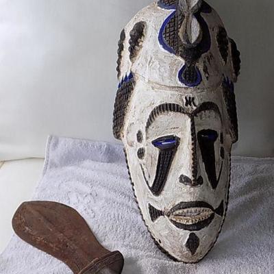 MHE029 Vintage African Tribal Mask 
