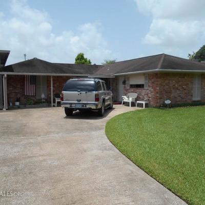 this Home is available . 3 bed , 2 bath, both formals, RV parking , newer A/C , Hurricane shutters, In move in condition on Cul-de-sac....
