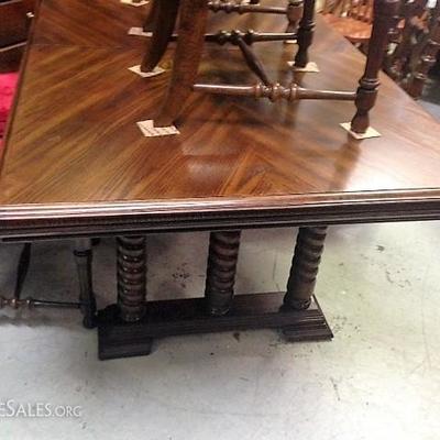 French Table Side View