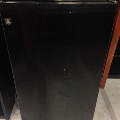 Small Refrigerator