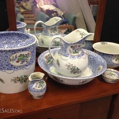 Spode Dresser Set