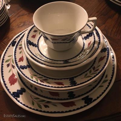 Adams Lancaster pattern dinnerware & serving pcs