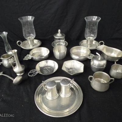 All items in this Pineha Online Estate Sale Auction are currently open for bidding! To bid or view more photos and details for any of the...