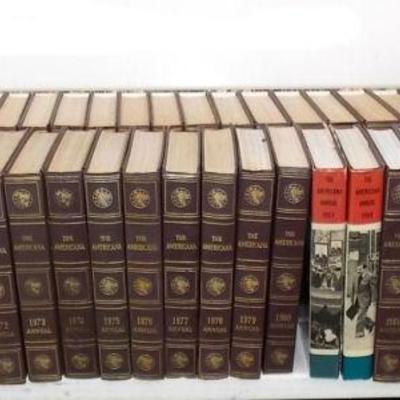 ECF053 Encyclopedia Americana Books and Annual Books
