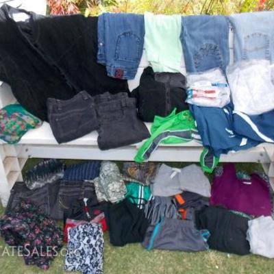 ECF044  Variety of Clothes Lot
