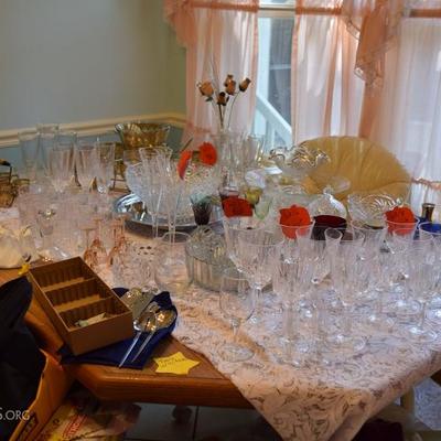 crystal, glass and stemware 