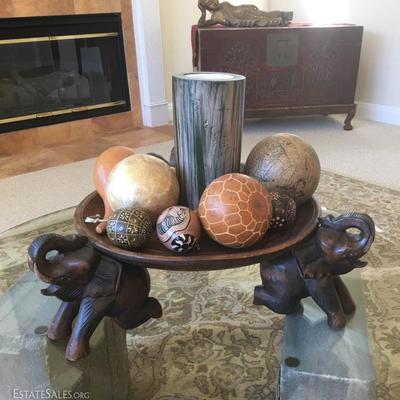 Wood sculpture tabletop piece / bowl