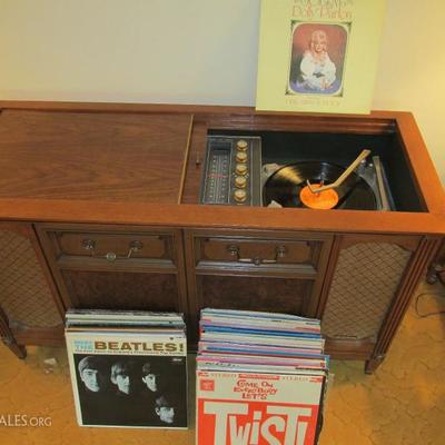 Console with LPs