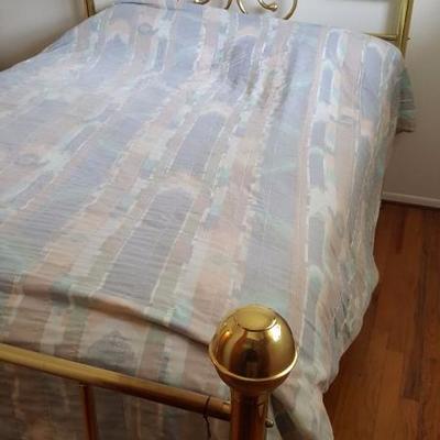 Brass Tone 4 Post Bed