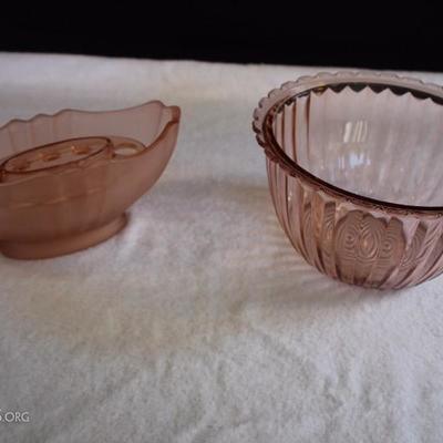 1920-40's Pink Glass: 1.5 quart pink depression glass serving/mixing bowl, 4.5" tall 8.25" diameter; 1920-30's pink...