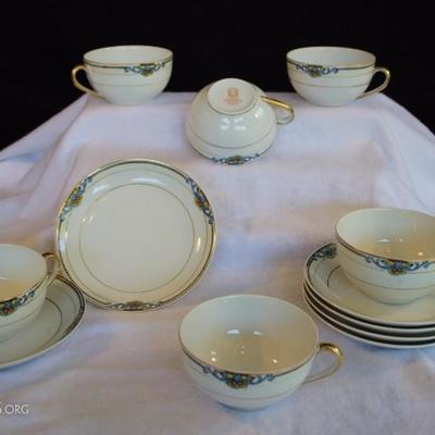 6 Hand Painted Cups and Saucers by Noritake: Antique made in Japan 