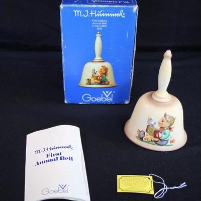 Goebel M. J. Hummel's First Edition Annual Bell: in bas relief in original box with insert & tag 1978 (6