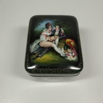 $457.00 - RUSSIAN HAND PAINTED LACQUERED BOX, MULTIPLE EROTIC SCENES OF YOUNG COUPLE, SIGNED
