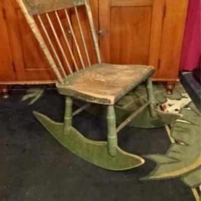$40.00 - SMALL ANTIQUE PRIMITIVE SHAKER WOOD ROCKER, PAINTED FINISH, VERY GOOD VINTAGE CONDITION WITH SOME LOSS OF FINISH, 31