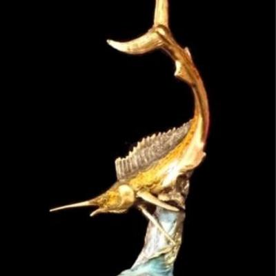 $489.00 - BRONZE SAILFISH SCULPTURE ON MARBLE BASE, GILT AND PATINATED FINISH, SIGNED JAY WILLIAMS