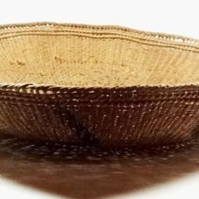 $118.00 - VINTAGE YANOMAMI TRIBAL WOVEN BASKET, VERY GOOD CONDITION, APPROX 25