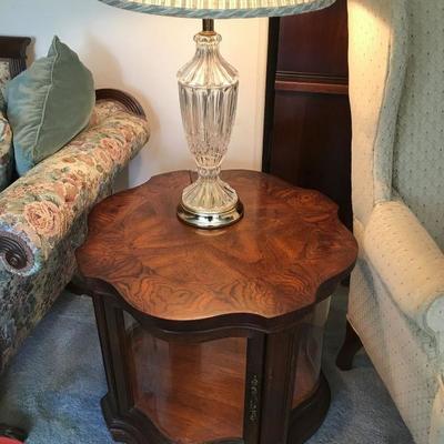 Light Up End Table, Glass Lamp