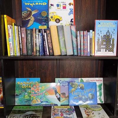 MIT008 Children's Books - Hawaii, Harry Potter & More

