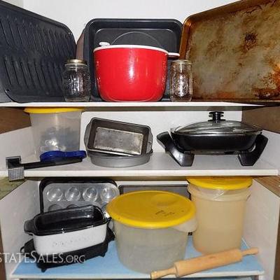 MIT033 More Useful Kitchen Appliances, Bakeware & More
