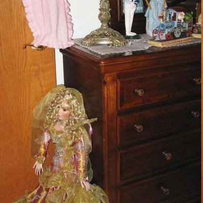 doll and dresser
