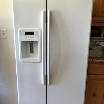 CLEAN Maytag side by side refrigerator