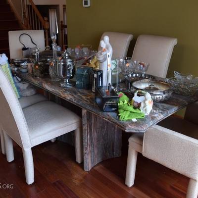 dining room table with 6 chairs 