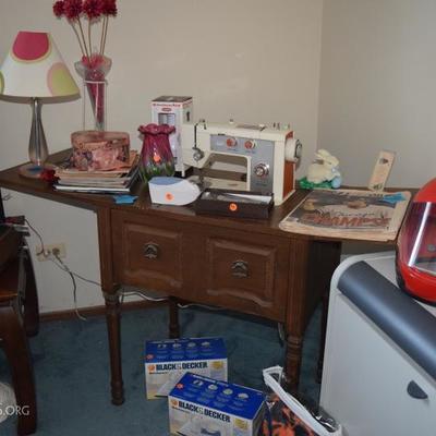 montgomery ward sewing table 