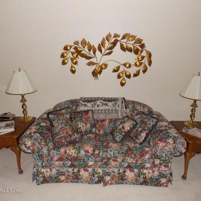 Immaculate condition floral sofa