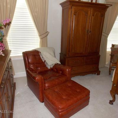 Wardrobe that matches Thomasville bed, Leather chair and ottoman