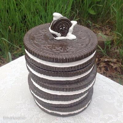 all you need is a glass of milk! Assorted vintage cookies jars & bottles Oreo cookie jar= $10 no cracks!