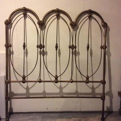 Antique Victorian 1890's iron French bed -FULL sz