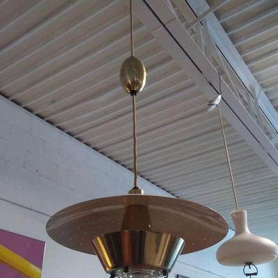 Mid Century adjustable hanging lamp
