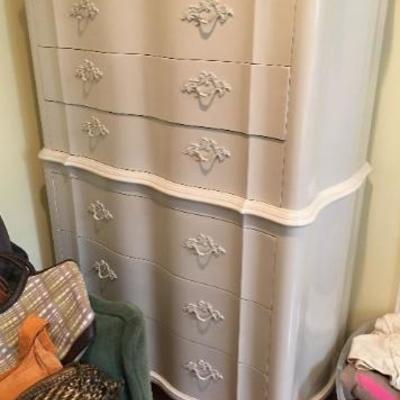 "High Boy" dresser w/ glass top (Thomasville)